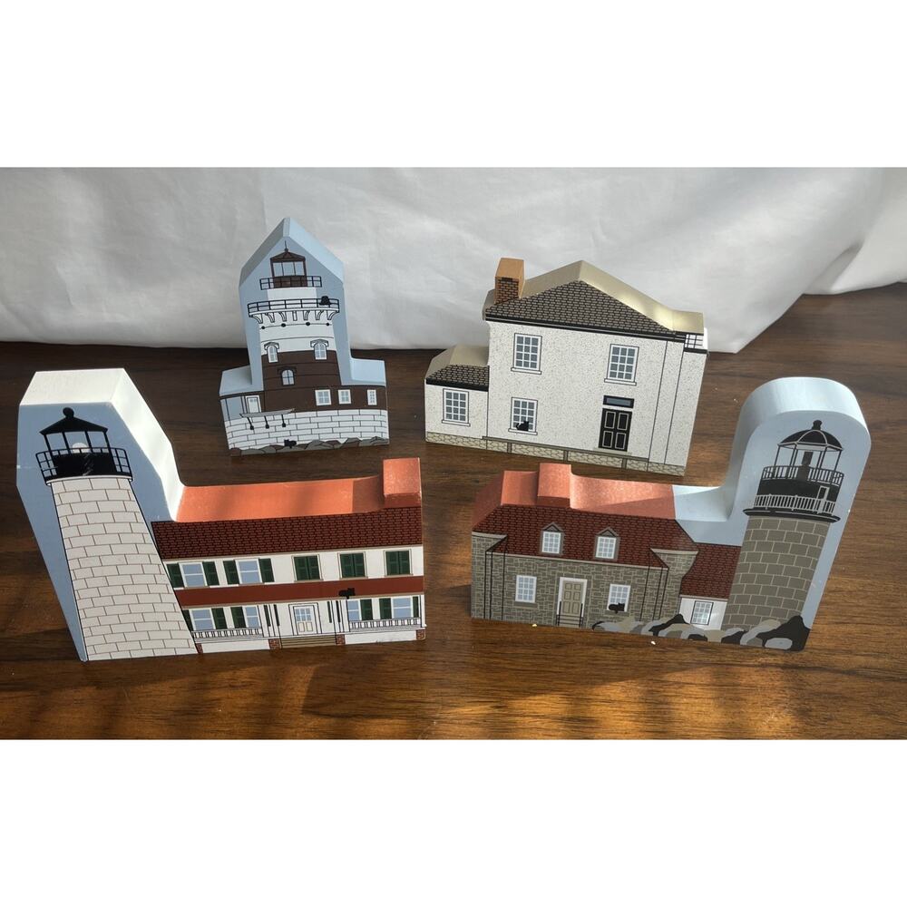 Vintage The Cat's Meow 4 Set- Women Light Keepers Series Shelf Sitters NY MD RI